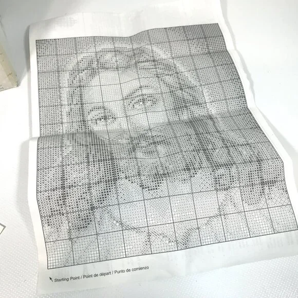 Vintage Latch Hook Rug Kit with Tool JESUS - Picture 10 of 13